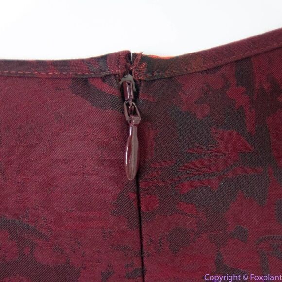 NEW White House Black Market Red Floral-Jacquard‎ Fit-And-Flare Dress - Picture 14 of 16